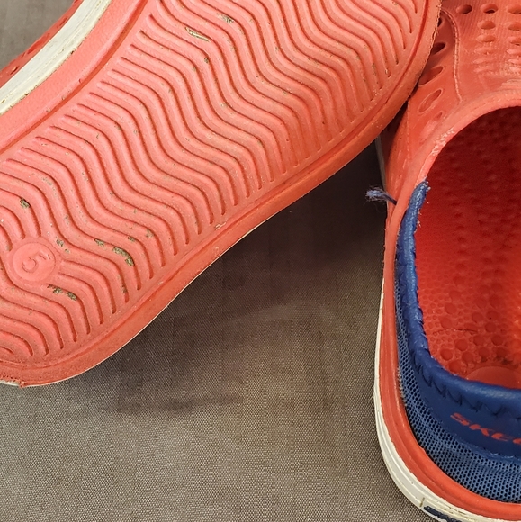 Skechers toddler size 5. Slip on. - Picture 4 of 4